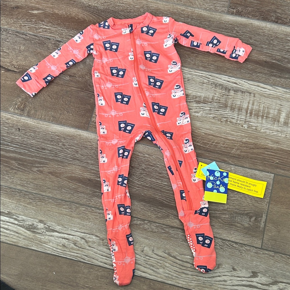 Kickee 9-12mo Kids One Piece Pajama NWT